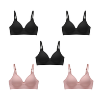 3 Pretos | 2 Rosas