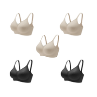 3 Beges | 2 Pretos